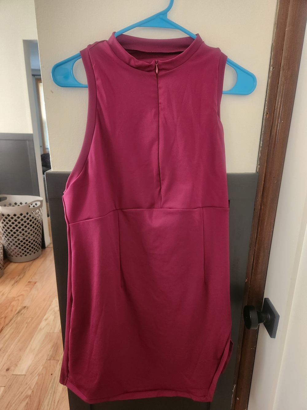 HALARA Sleeveless Shift Dress in Berry